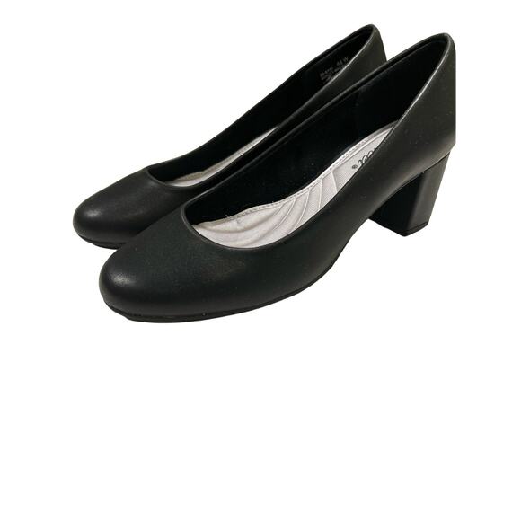 Easy Street Women's Proper Dress Pump - Size 6.5 W Classic and Comfortable Heels - Picture 5 of 8